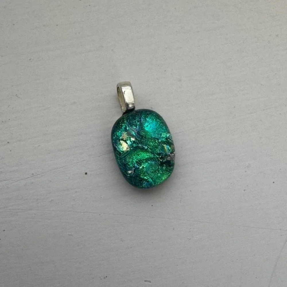 Dichroic Glass Pendant Small‎ Green